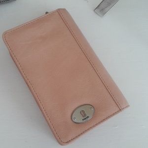 Fossil Pebble Leather Happy Travel Watch Case Hold